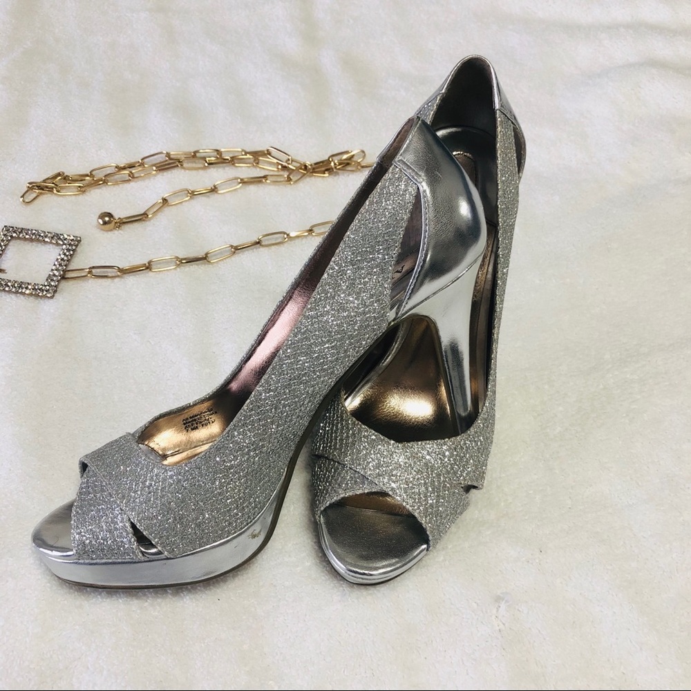 ALFANI SHOE FAIRFAX. Open Toe!